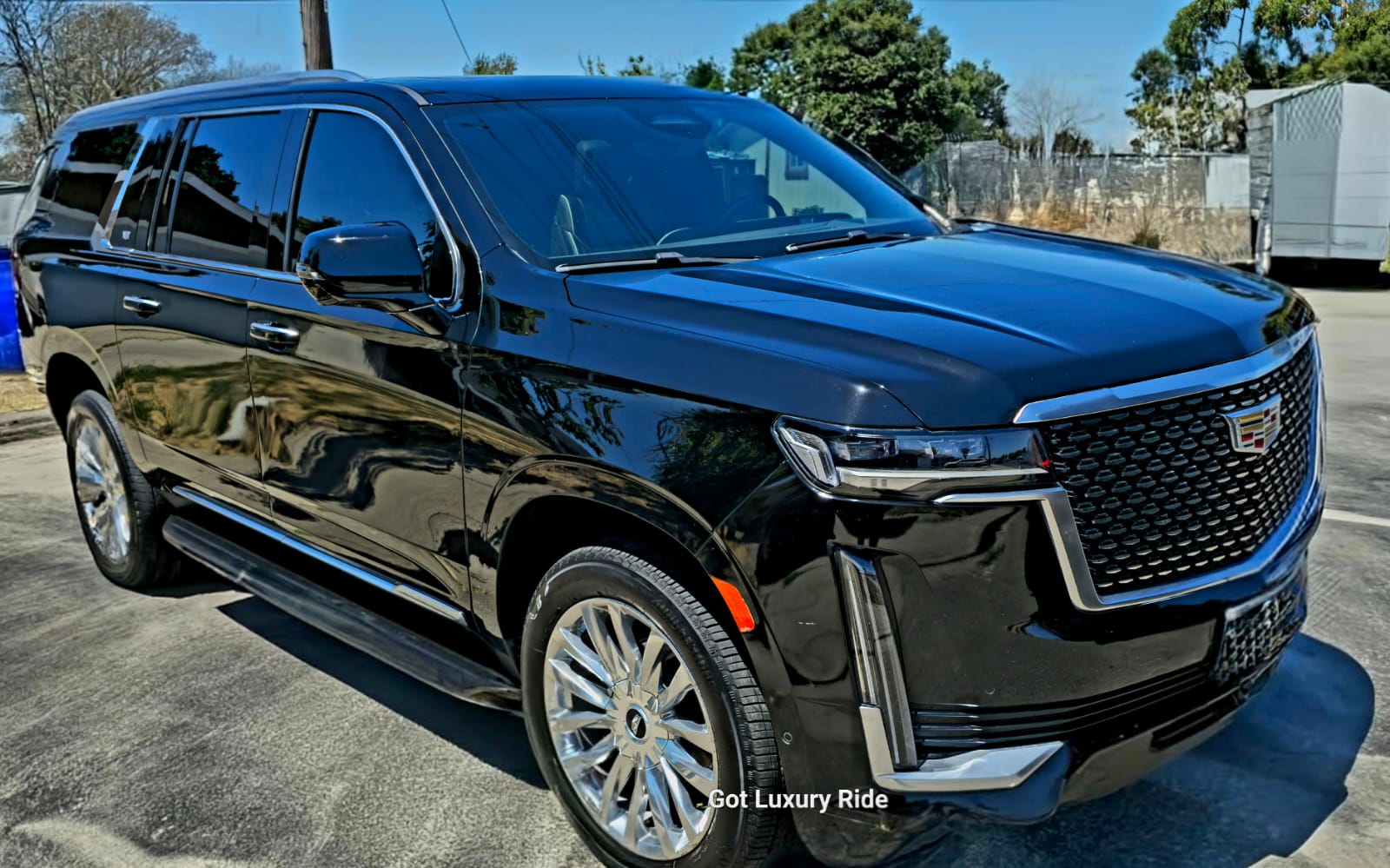 Chauffeured luxury transfer to Fontainebleau Miami Beach, Miami Beach, FL